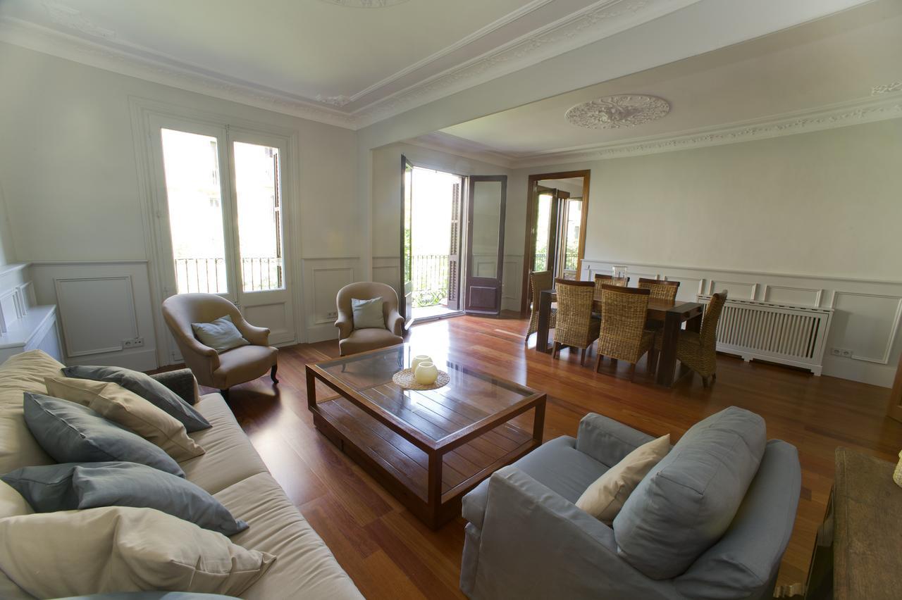 Montaber Apartment - Bailen บาร์เซโลนา ภายนอก รูปภาพ